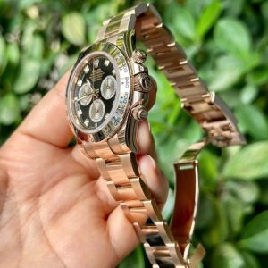 Rolex Cosmograph Daytona 126505 Black Dial 4