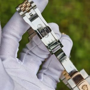 Rolex Datejust 126231 mặt đen cọc kim cương 6