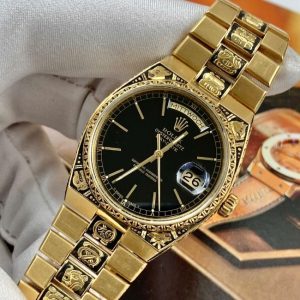 Rolex Oysterquartz DayDate 19018 bản chạm khắc thủ công họa tiết cổ đại 2