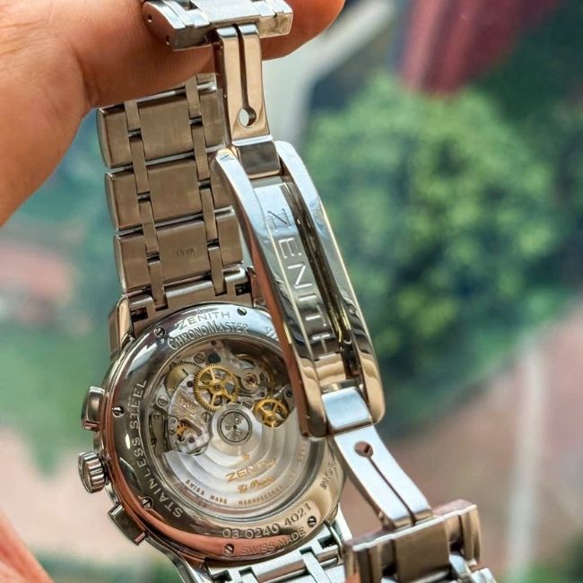 Zenith Chronomaster El Primero Black 03.0240.4021 2 Zenith Chronomaster El Primero Black 03.0240.4021 2